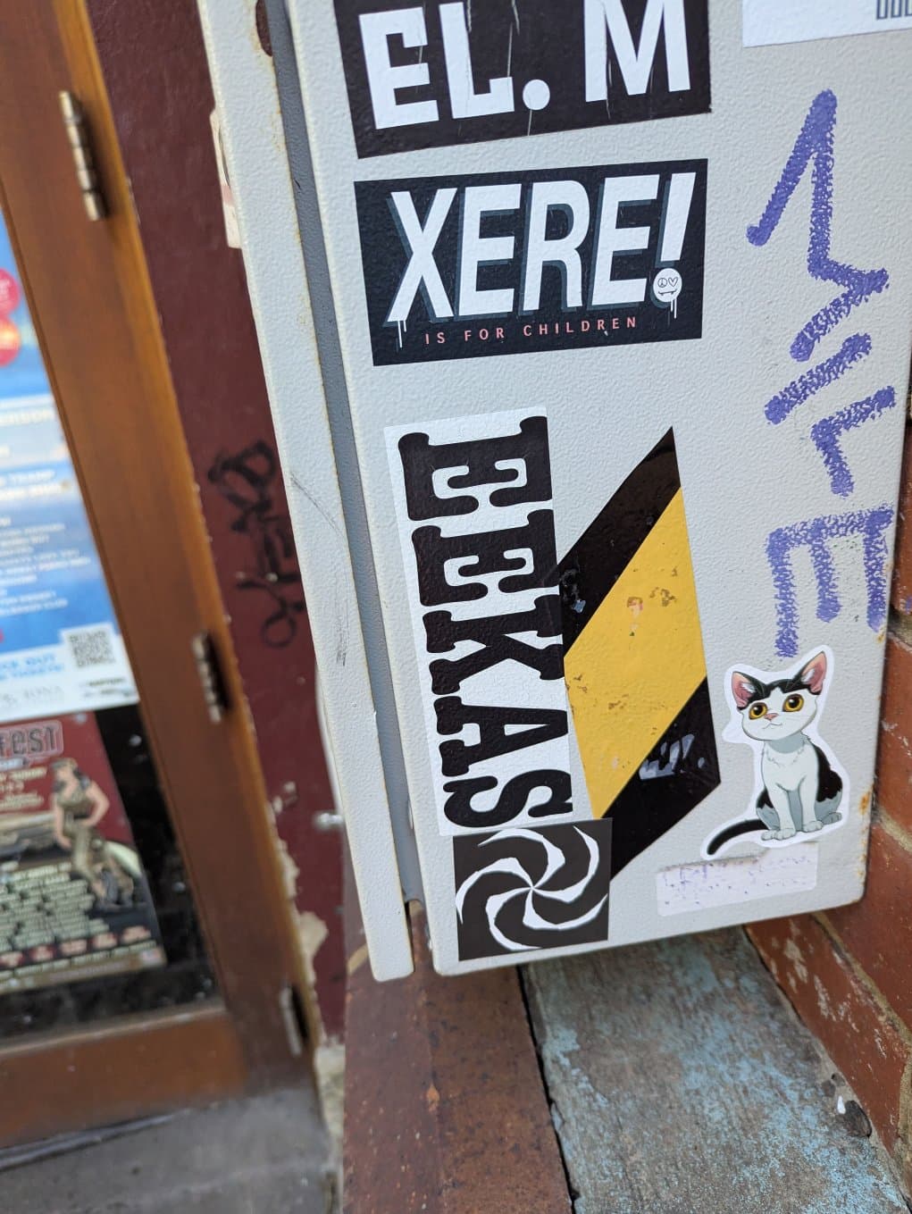Another Eekas sticker.
